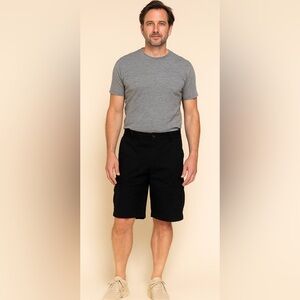 New Roundtree & Yorke Men's Black Cargo Shorts